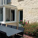 Embruns Maison Spacieuse Renovee 5 Ch 3 Sdb 2 Wc Belle Terrasse Amenagee Barbecue A 250 M De La En Plein Centre D' Au Coeur Des Plages Du Debarquement, Proximite De Bayeux
