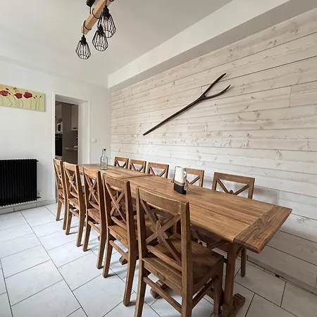 Embruns Maison Spacieuse Rénovée 5 Ch 3 Sdb Belle Terrasse Aménagée Barbecue à 250 M De La En Plein Centre D' Au Coeur Des Plages Du Débarquement, Proximité De Bayeux *