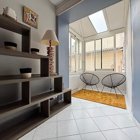 Embruns Maison Spacieuse Rénovée 5 Ch 3 Sdb 2 Wc Belle Terrasse Aménagée Barbecue à 250 M De La En Plein Centre D' Au Coeur Des Plages Du Débarquement, Proximité De Bayeux Hébergement de vacances *