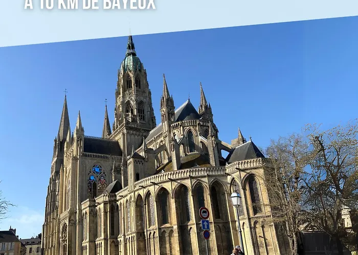 Embruns Maison Spacieuse Renovee 5 Ch 3 Sdb 2 Wc Belle Terrasse Amenagee Barbecue A 250 M De La En Plein Centre D' Au Coeur Des Plages Du Debarquement, Proximite De Bayeux