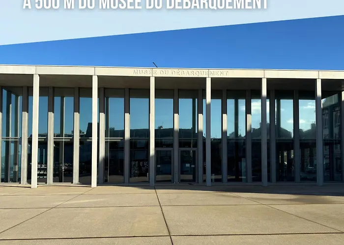 펜션 Embruns Maison Spacieuse Renovee 5 Ch 3 Sdb 2 Wc Belle Terrasse Amenagee Barbecue A 250 M De La En Plein Centre D' Au Coeur Des Plages Du Debarquement, Proximite De Bayeux *