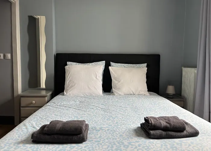 Embruns Maison Spacieuse Renovee 5 Ch 3 Sdb 2 Wc Belle Terrasse Amenagee Barbecue A 250 M De La En Plein Centre D' Au Coeur Des Plages Du Debarquement, Proximite De Bayeux 아로만체스레방