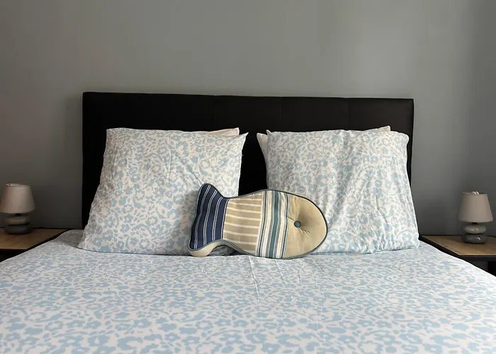 Embruns Maison Spacieuse Renovee 5 Ch 3 Sdb 2 Wc Belle Terrasse Amenagee Barbecue A 250 M De La En Plein Centre D' Au Coeur Des Plages Du Debarquement, Proximite De Bayeux * 아로만체스레방