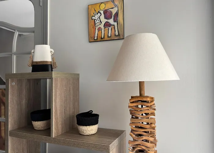 Embruns Maison Spacieuse Renovee 5 Ch 3 Sdb 2 Wc Belle Terrasse Amenagee Barbecue A 250 M De La En Plein Centre D' Au Coeur Des Plages Du Debarquement, Proximite De Bayeux 펜션